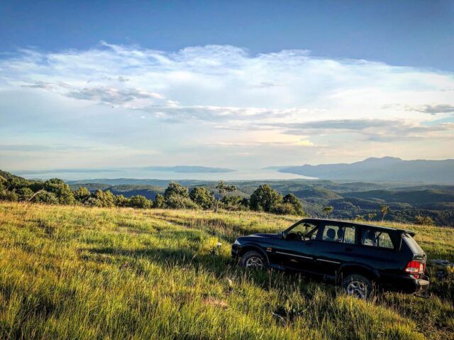 The world is mine💪
Happy to live here😎
#kvarner #visitklana #discoverklana #gumance #klana #kvarner #cres #krk #ucka #učka #opatija #liburnija #nature #sea #sky #musso #ssangyong #4x4 #clouds #nature #grass #croatia #croatiafulloflife #croatiafullofnature #visitcroatia  #discovercroatia #tourist #travel #adventure