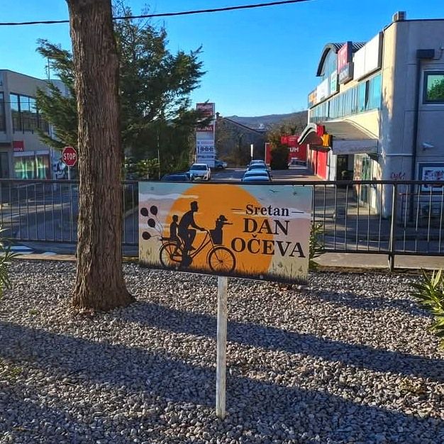 Drage tate, nismo zaboravili na Vas, sretan Dan očeva😊Hvala Vam na bezuvjetnoj ljubavi i podršci, kao i na bezbroj uspomena koje stvarate svaki dan 💪💛

#viskovo #visitviskovo #ocevdan #fathersday
