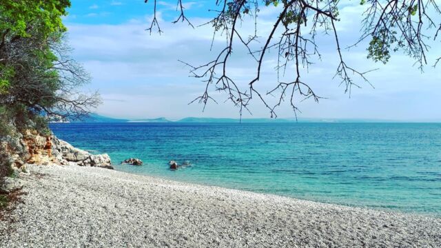 Waiting for the summer
.
.
#kostrena #primorskogoranska #kvarner #kvarnerbay #jadran #adriatic #adriatico #adriaticsea #visitkostrena #beach #emptybeach #lookingforthesummer #waitingforthesummer #spring #bura #visitkvarner #beachlife #vitaminsea #croatiafullofcolours #croatiatravel #croatia_instagram #croatia_photography #croatiafulloflife #kroatien #croacia #croazia #croatianbeauty #rijeka #rijekacroatia #primorje