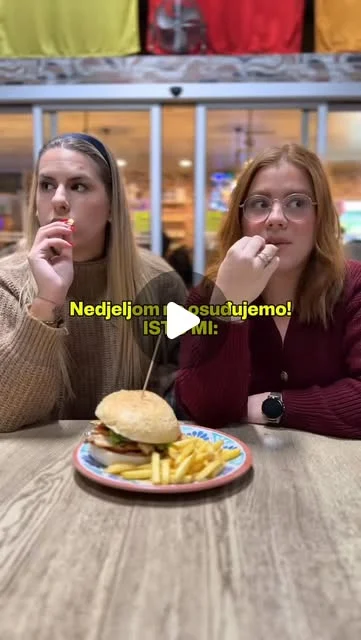 Zna se za šta su nedjelje… 

… za Kooglanu! 🎱🙃🎳

—

S Kooglanom nemo’š falit’ 😍

📍 𝐑𝐢𝐣𝐞𝐤𝐚 
☎️ 099 20 888 30

Sve dodatne informacije možete potražiti na našoj web stranici: kooglana.hr 👨‍💻

#kooglanatower 
#towercentar #rijeka #visitrijeka #visitkvarner